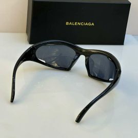 Picture of Balenciga Sunglasses _SKUfw55480635fw